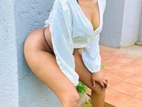 Sweet_nicole98 live cam preview