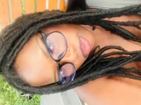 CURVYCOCOXXX cam preview