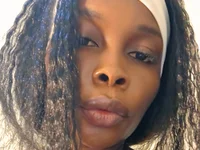 Chocolate_vee live cam preview