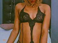Black-gem18 live cam preview