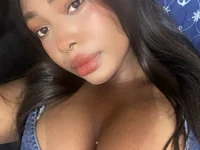 emily_bell cam preview