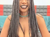 ShantelSexyYoungMilfie live cam preview