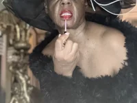 BreanaDivine cam preview