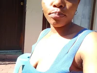 EbonyShorts cam preview
