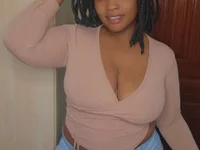 lovvelyheers cam preview