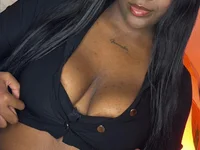 D A N I E L A ! cam preview