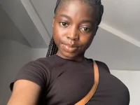 petiteebonyxx live cam preview