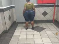 massivebootyxx22 cam preview
