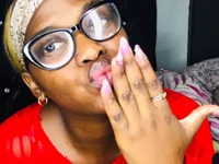 EbonyFuckAddict live cam preview