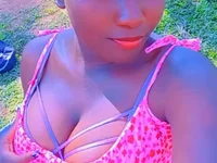 CUTE-LEYLAH live cam preview