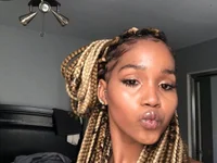 AfroLuxeMuse cam preview