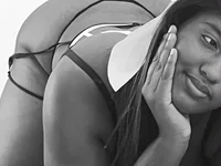 Brooke live cam preview