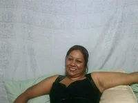 IndianSexyMilf69 live cam preview