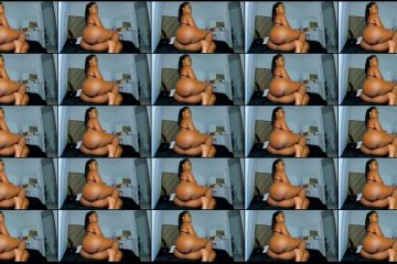 Niki_Kerr stripchat Aggressive Ebony Performer Drops her Bountiful Booty.