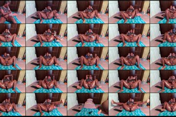 Smoochy_ stripchat Thick Dark skinned Minx Fingers Her Ass her Round Cheeks.