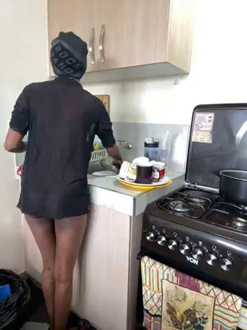 UtileDakota Bubble Butt Ebony Student Having Fun In Kitchen and Bedroom (2). UtileDakota is a sexy Ebony Webcam Babe with a hot body who does live shows on Lovcams. Visit Lovcams.com for more Free Live Webcams.