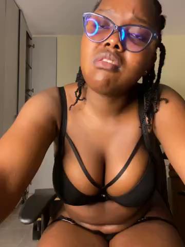 prettymel3 Lovcams Stripchat 11-05-2023 03-06-03. prettymel3 is a sexy Ebony Webcam Babe with a hot body who does live shows on Lovcams. Visit Lovcams.com for more Free Live Webcams.