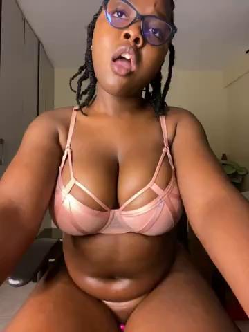 prettymel3 Lovcams Stripchat Nov 06 2023 01-47-46. prettymel3 is a sexy Ebony Webcam Babe with a hot body who does live shows on Lovcams. Visit Lovcams.com for more Free Live Webcams.