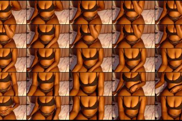 sexychocoxx stripchat Insatiable Diva Jiggles her Bountiful Booty Gently. sexychocoxx